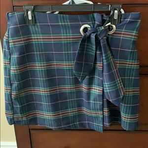 Super cute plaid mini skirt size xl